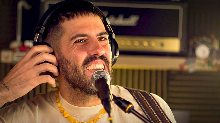 Hush Acoustic Adrià Salas, La Pegatina